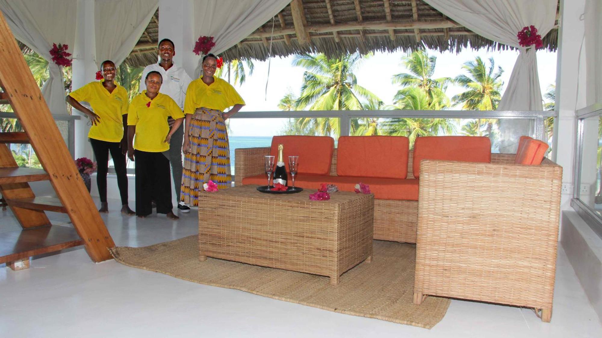 Manolo Beach Resort 乌罗阿 外观 照片